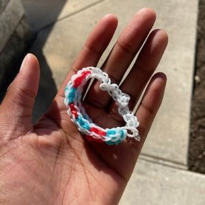 Loom starburst bracelet!🦋✨🌟